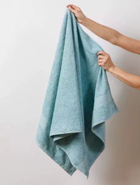 Махровое гладкокрашеное полотенце 70*140 см 460 г/м2 (Ментоловый)