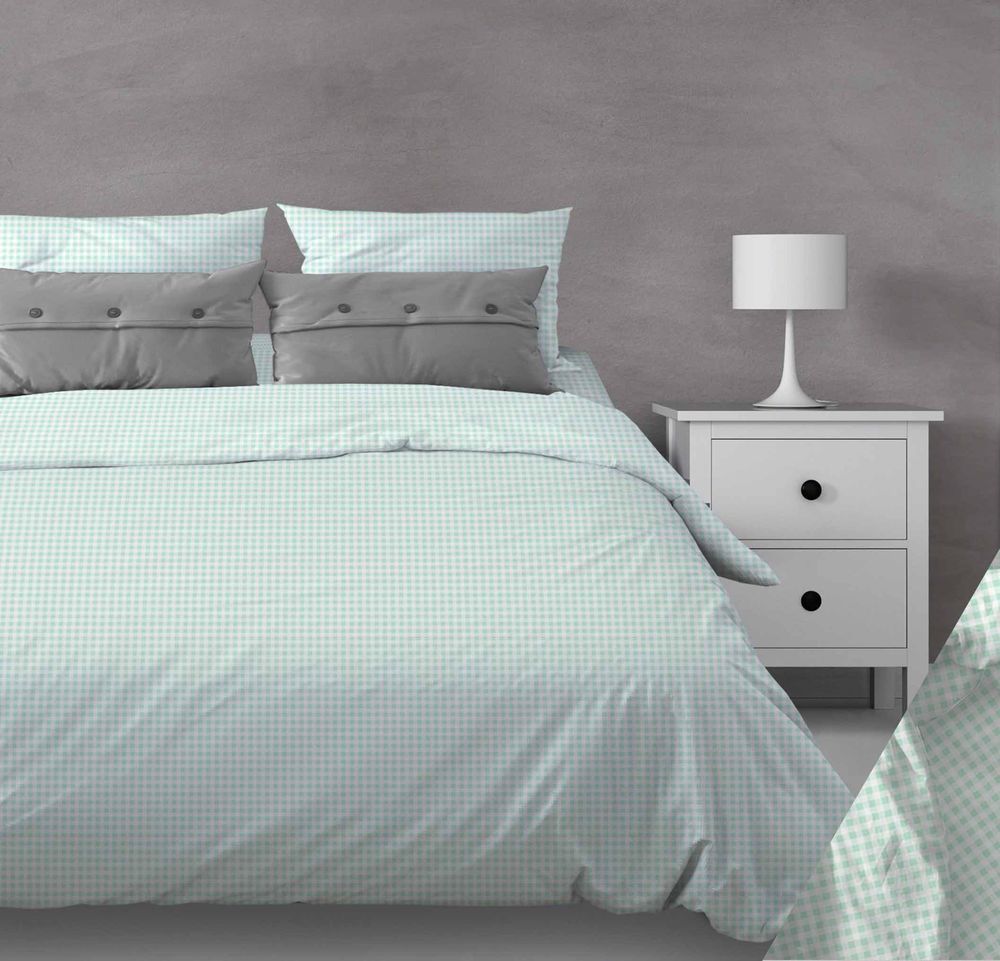 Наволочка 50*70 см, бязь "Комфорт", на пуговицах (Клеточка, мятный)
