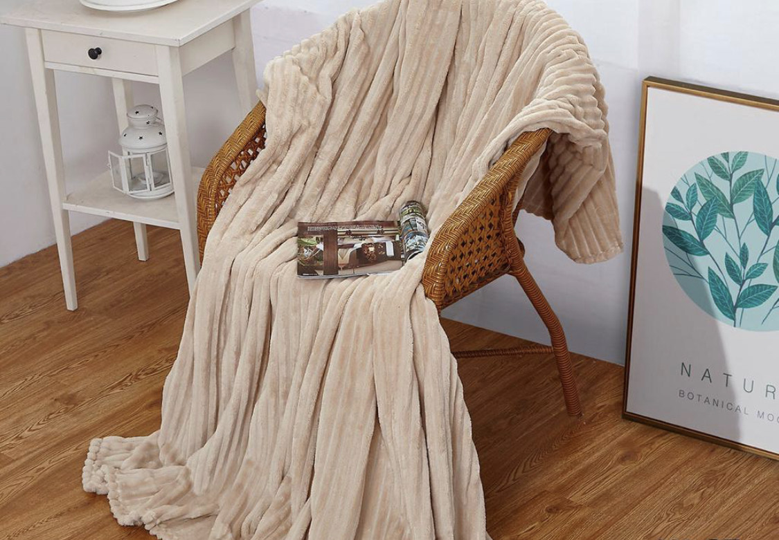 Плед 175*210 см, Велсофт - жаккард, Нежность (Бежевый-страйп)