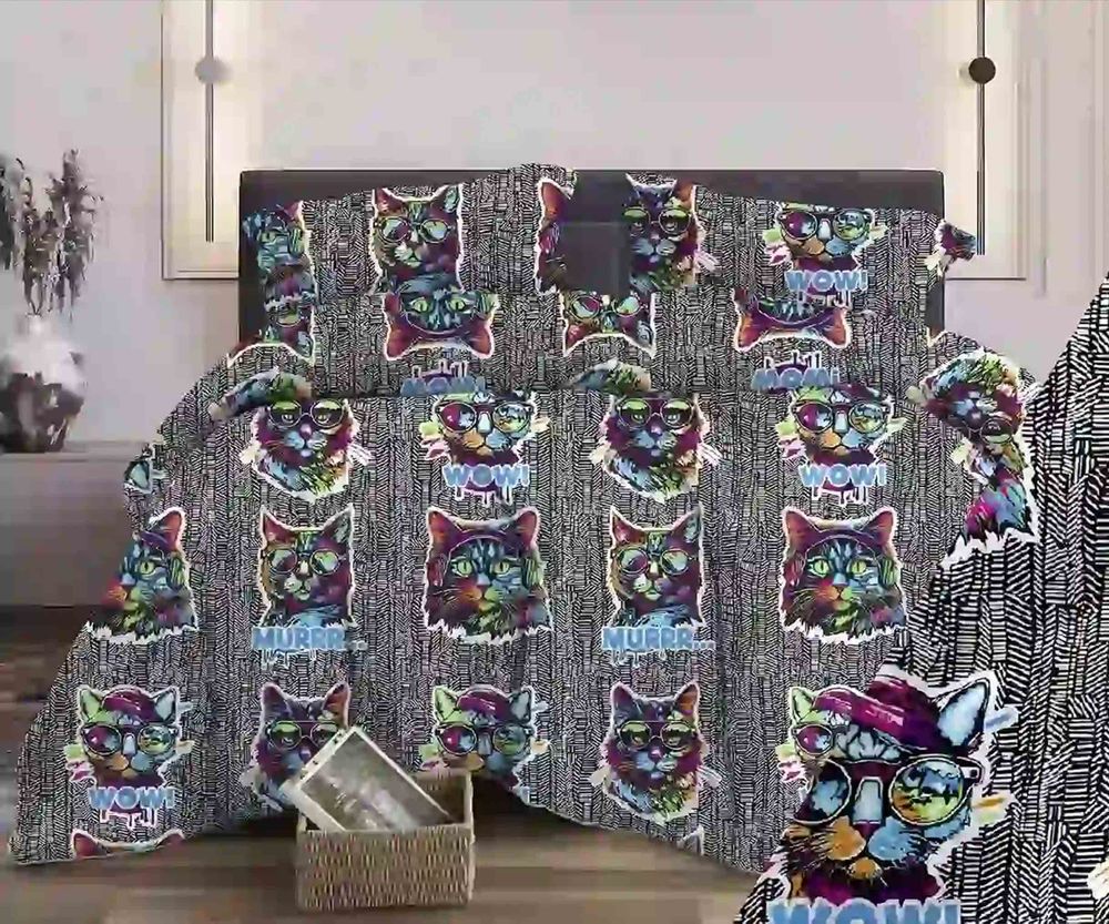 Простыня 100*150 см в детскую кроватку, бязь "Комфорт" (Неоновые коты)