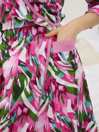 Халат женский, модель 130, трикотаж (Джунгли, розовый)