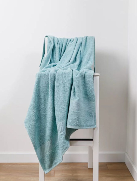 Махровое гладкокрашеное полотенце 70*140 см 460 г/м2 (Ментоловый)