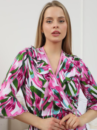 Халат женский, модель 130, трикотаж (Джунгли, розовый)