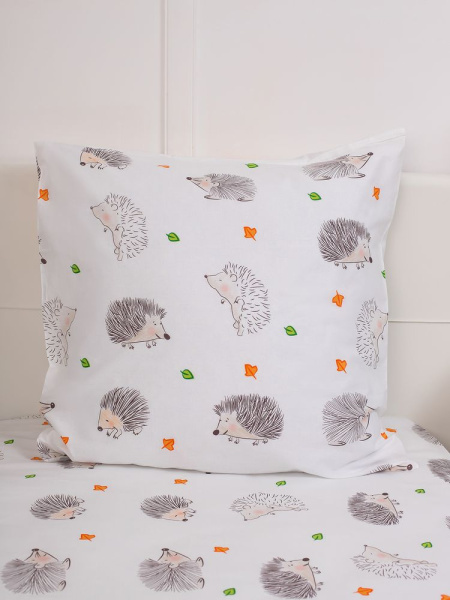 Наволочка 60*60 см, перкаль, детская расцветка (Ёжики)