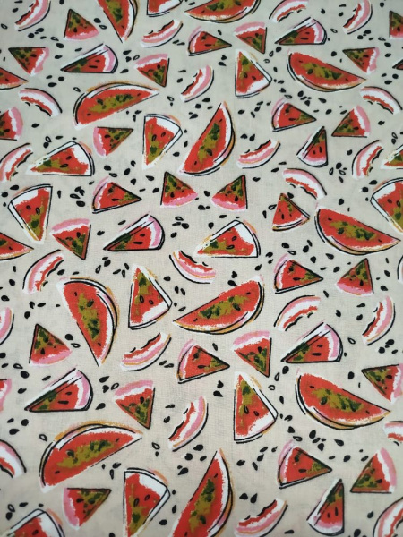 Наволочка 50*70 см, перкаль, детская расцветка (Арбузики, бежевый)