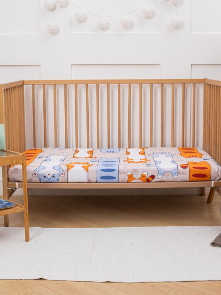 Простыня 100*150 см в детскую кроватку, бязь "Комфорт" (Кот батон)